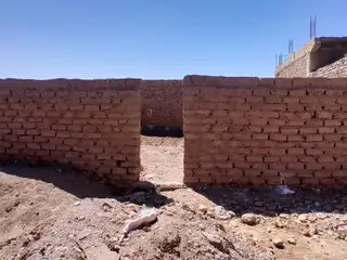 زمین فروشی